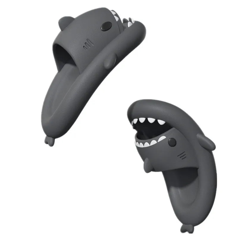 Pantoufles requin