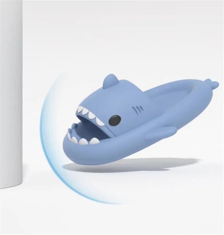 Pantoufles requin