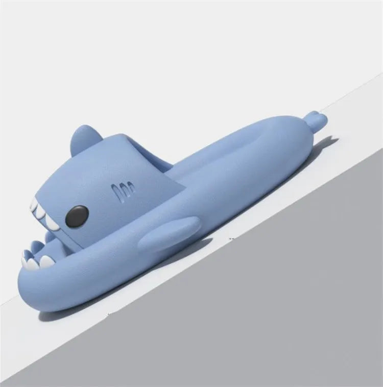 Pantoufles requin