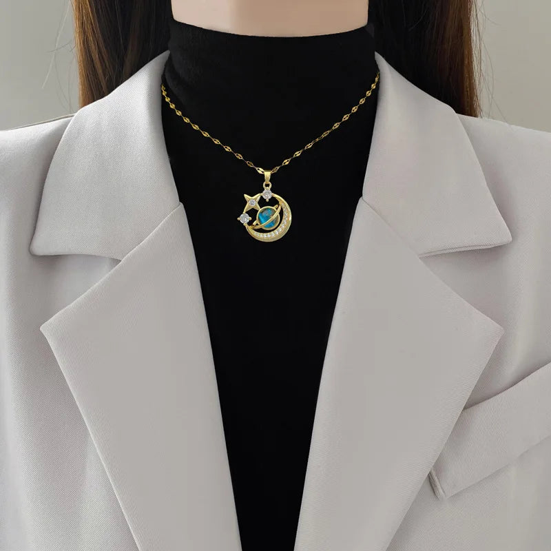 Collier de la série Star Series en acier au titane pour femme, pendentif planète lune et astronome, colliers de la présidence, cadeaux de bijoux, document doré, luxe abordable