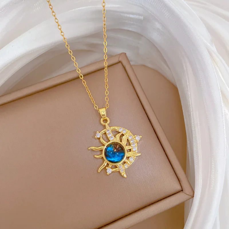 Collier de la série Star Series en acier au titane pour femme, pendentif planète lune et astronome, colliers de la présidence, cadeaux de bijoux, document doré, luxe abordable